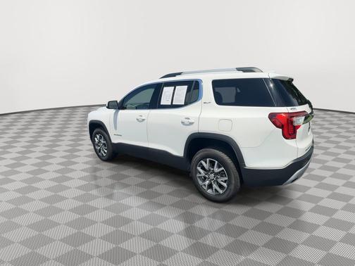 Summit White 2023 GMC Acadia FWD SLT