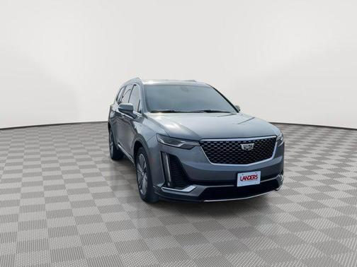 2022 Cadillac XT6 Premium Luxury AWD