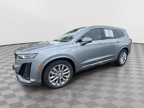 2025 Cadillac XT6 Premium Luxury FWD