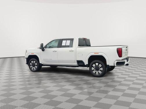 Summit White 2025 GMC Sierra 3500 Denali
