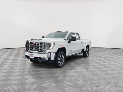 Summit White 2025 GMC Sierra 3500 Denali