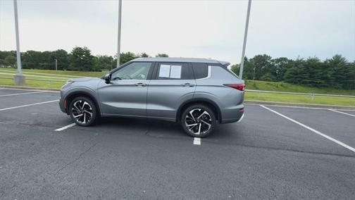 2022 Mitsubishi Outlander SEL Special Edition S-AWC