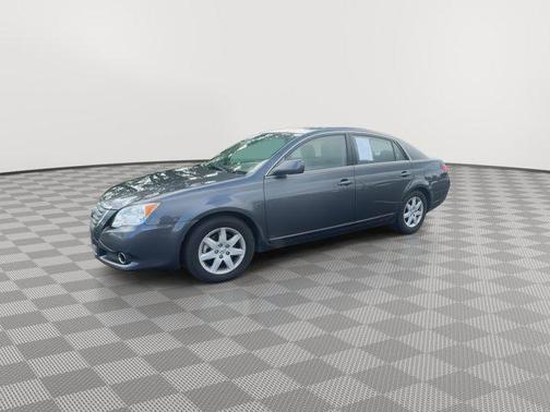 2010 Toyota Avalon XL