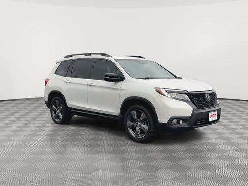Platinum White Pearl 2021 Honda Passport AWD Touring