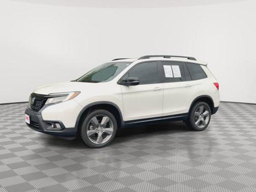 Platinum White Pearl 2021 Honda Passport AWD Touring