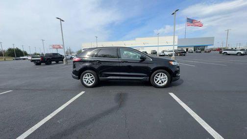 AGATE BLACK METALLIC 2021 Ford Edge SEL