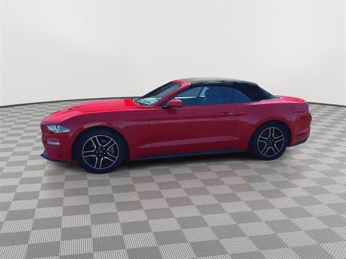 2022 Ford Mustang EcoBoost