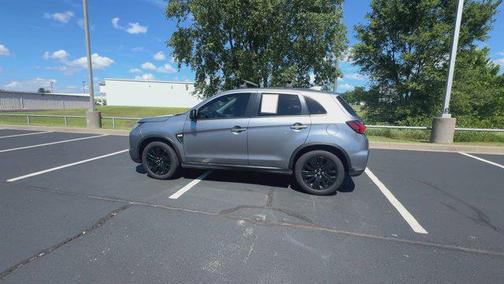 2022 Mitsubishi Outlander Sport 2.0 LE