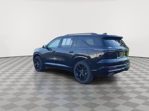 Mosaic Black Metallic 2025 Chevrolet Traverse RS