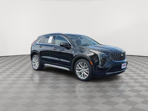 Stellar Black Metallic 2020 Cadillac XT4 Premium Luxury