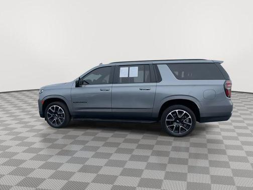2022 Chevrolet Suburban RST