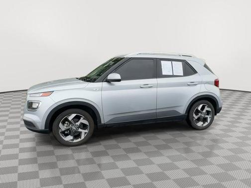 2023 Hyundai VENUE SEL