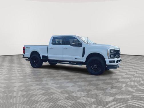 OXFORD WHITE 2024 Ford F-250 Lariat