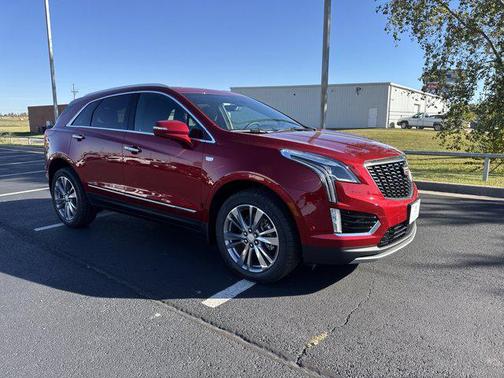 2026 Cadillac XT5 Premium Luxury