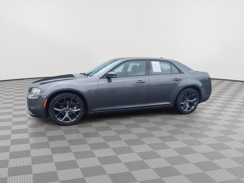 2022 Chrysler 300 S