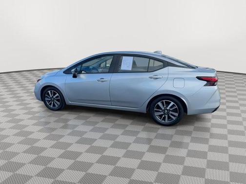 2021 Nissan Versa 1.6 SV