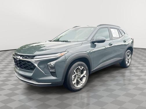 Cypress Gray 2025 Chevrolet Trax LT
