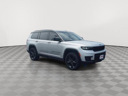 Silver Zynith 2023 Jeep Grand Cherokee L Altitude