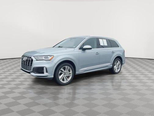 Satellite Silver Metallic 2023 Audi Q7 55 Premium Plus