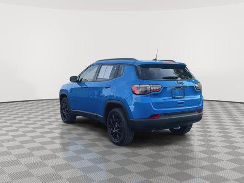 Hydro Blue Pearlcoat 2026 Jeep Compass Latitude