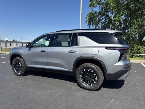 Sterling Gray Metallic 2026 Chevrolet Traverse AWD Z71
