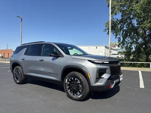 Sterling Gray Metallic 2026 Chevrolet Traverse AWD Z71