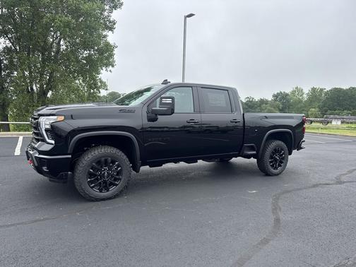 Black 2026 Chevrolet Silverado 2500 LT