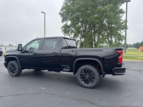 Black 2026 Chevrolet Silverado 2500 LT