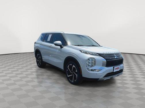 2024 Mitsubishi Outlander SE 2.5 2WD