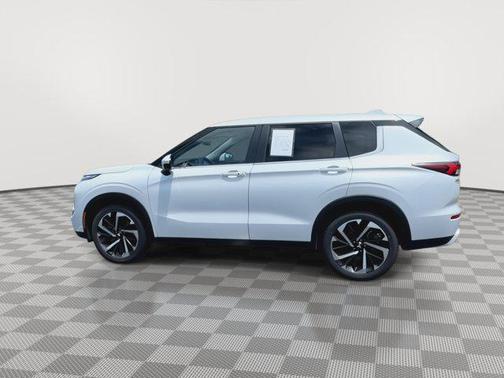 2024 Mitsubishi Outlander SE 2.5 2WD