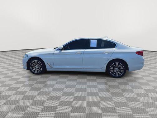 2020 BMW 530 530i