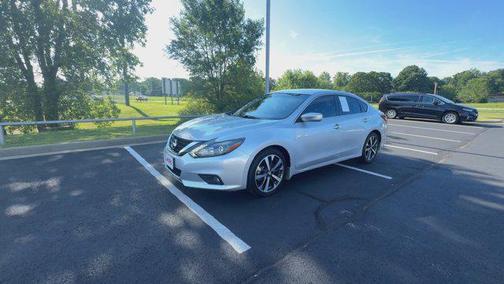 2017 Nissan Altima 2.5 SR
