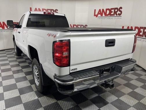 Photo 3 of 51 of 2017 Chevrolet Silverado 3500 WT
