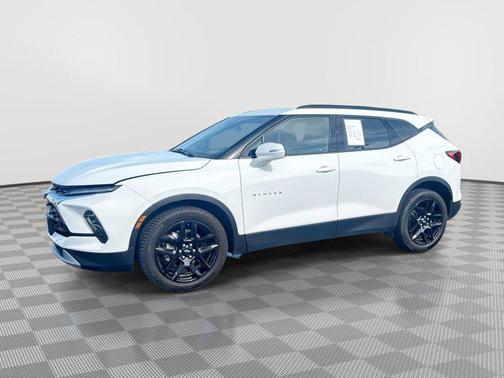 Summit White 2023 Chevrolet Blazer 3LT