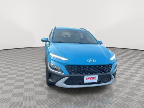 2022 Hyundai KONA SEL
