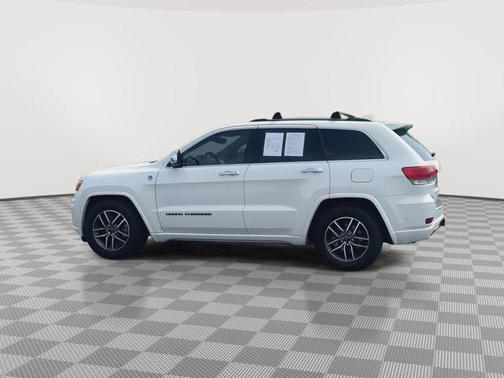 Bright White Clearcoat 2021 Jeep Grand Cherokee Overland