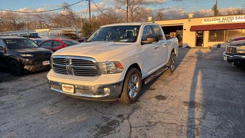 2015 RAM 1500 SLT