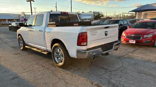 2015 RAM 1500 SLT
