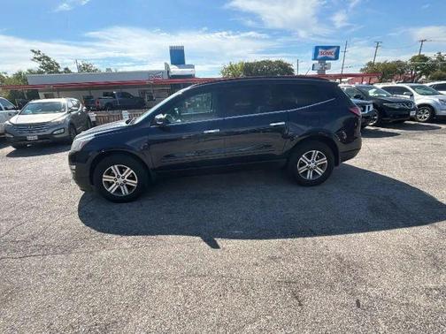 Blue 2015 Chevrolet Traverse 2LT