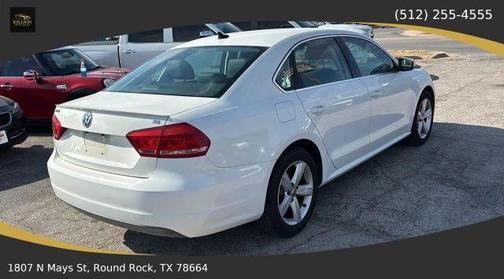 2013 Volkswagen Passat 2.5 SE