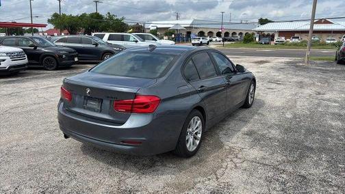 Gray 2018 BMW 320 i xDrive
