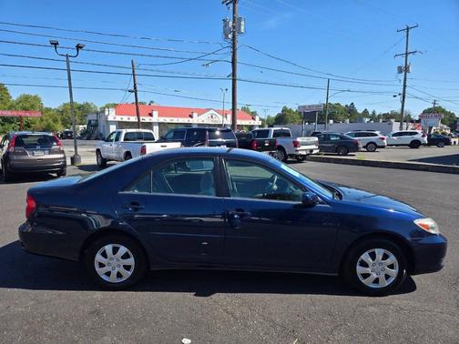 2002 Toyota Camry LE