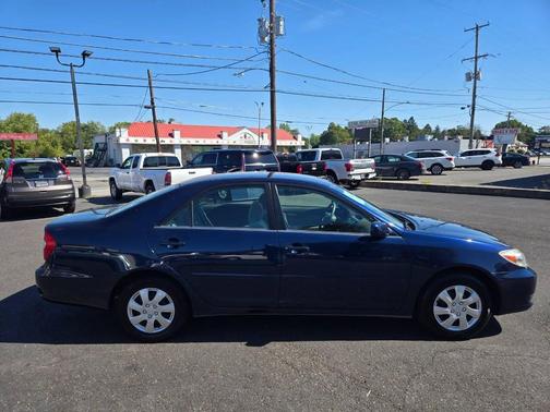 2002 Toyota Camry LE