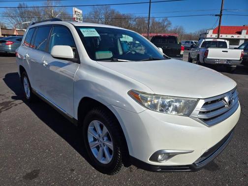 2012 Toyota Highlander SE