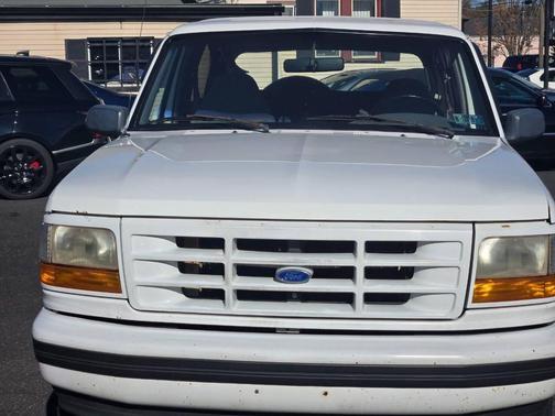 1996 Ford Bronco XLT 2dr 4WD SUV