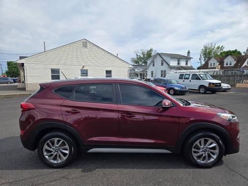 Burgundy 2017 Hyundai TUCSON Eco