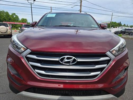Burgundy 2017 Hyundai TUCSON Eco