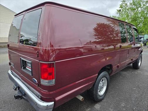 2009 Ford E350 Super Duty Cargo