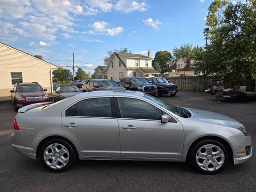 2011 Ford Fusion SE