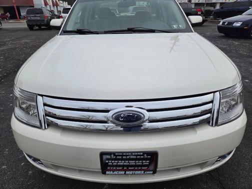 2009 Ford Taurus SE 4dr Sedan